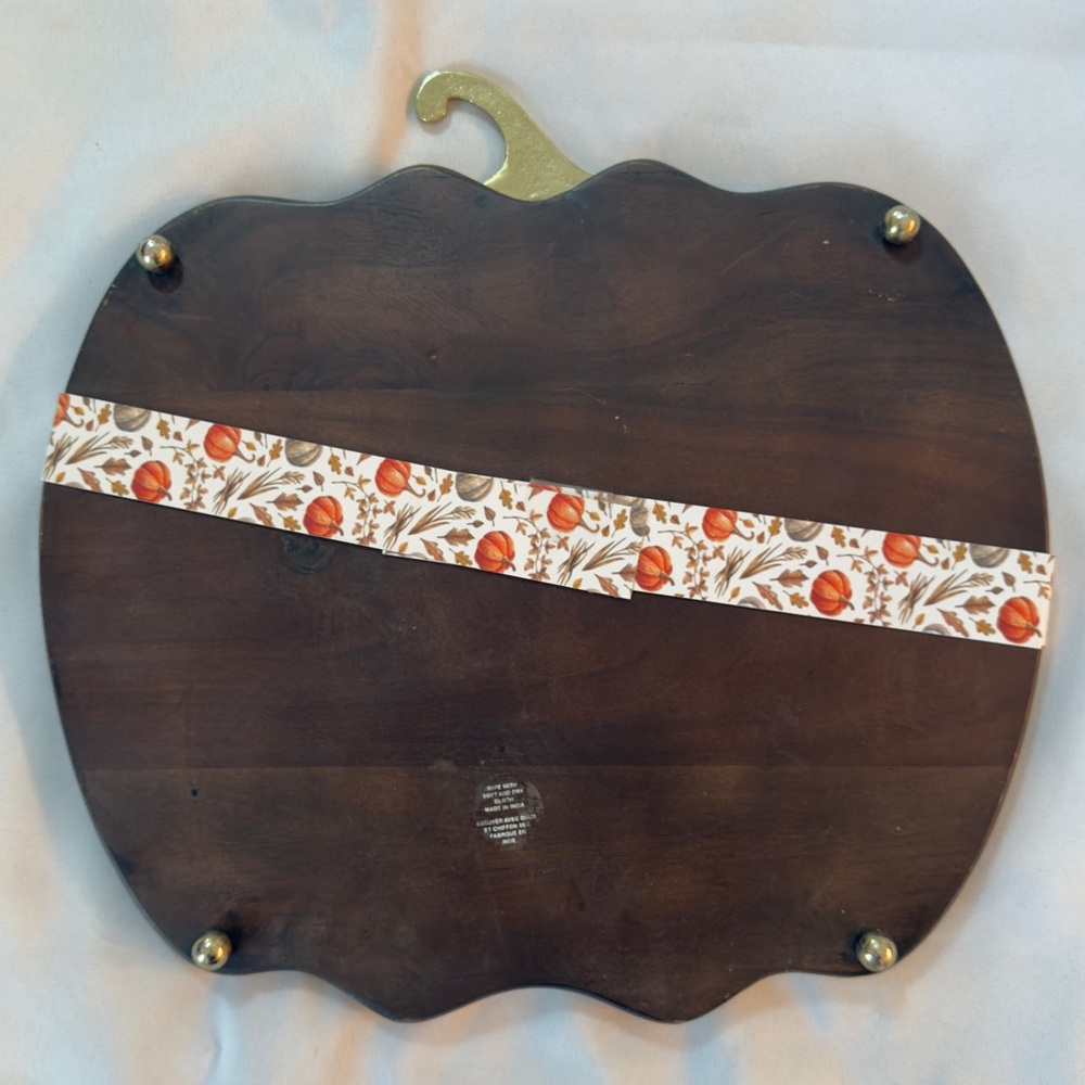 Wood Pumpkin Cheese Board - Picture 2 of 4